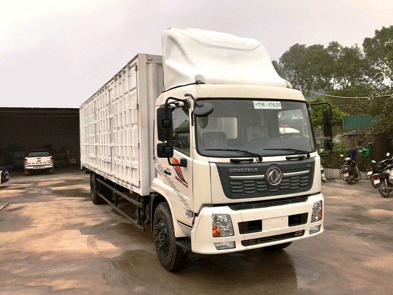 Xe pallet dongfeng 7 tấn thùng container đời 2024